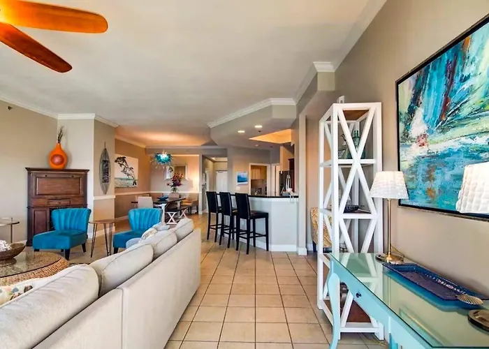 Gorgeous Beachfront Shared Pool And Access Holiday home Gulf Shores